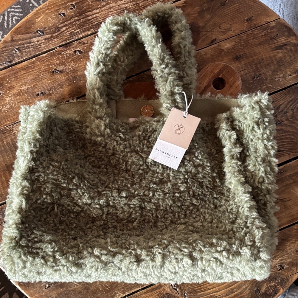 Chic Olive Green Textured Tote